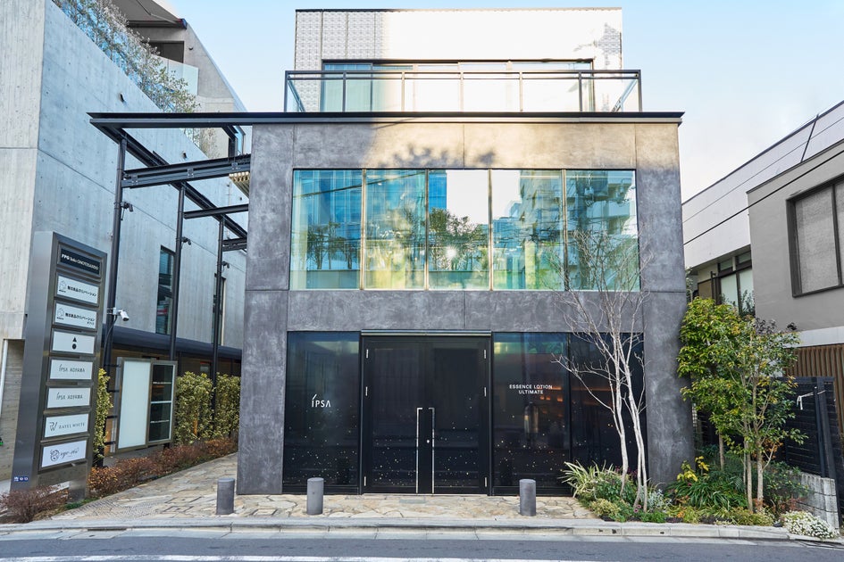 イプサ旗艦店『IPSA AOYAMA』が期間限定で特別装飾!新商品のキー成分グリーンと美の象徴ブラックが融合した空間 イプサ旗艦店『IPSA AOYAMA』が期間限定で特別装飾!新商品のキー成分グリーンと美の象徴ブラックが融合した空間