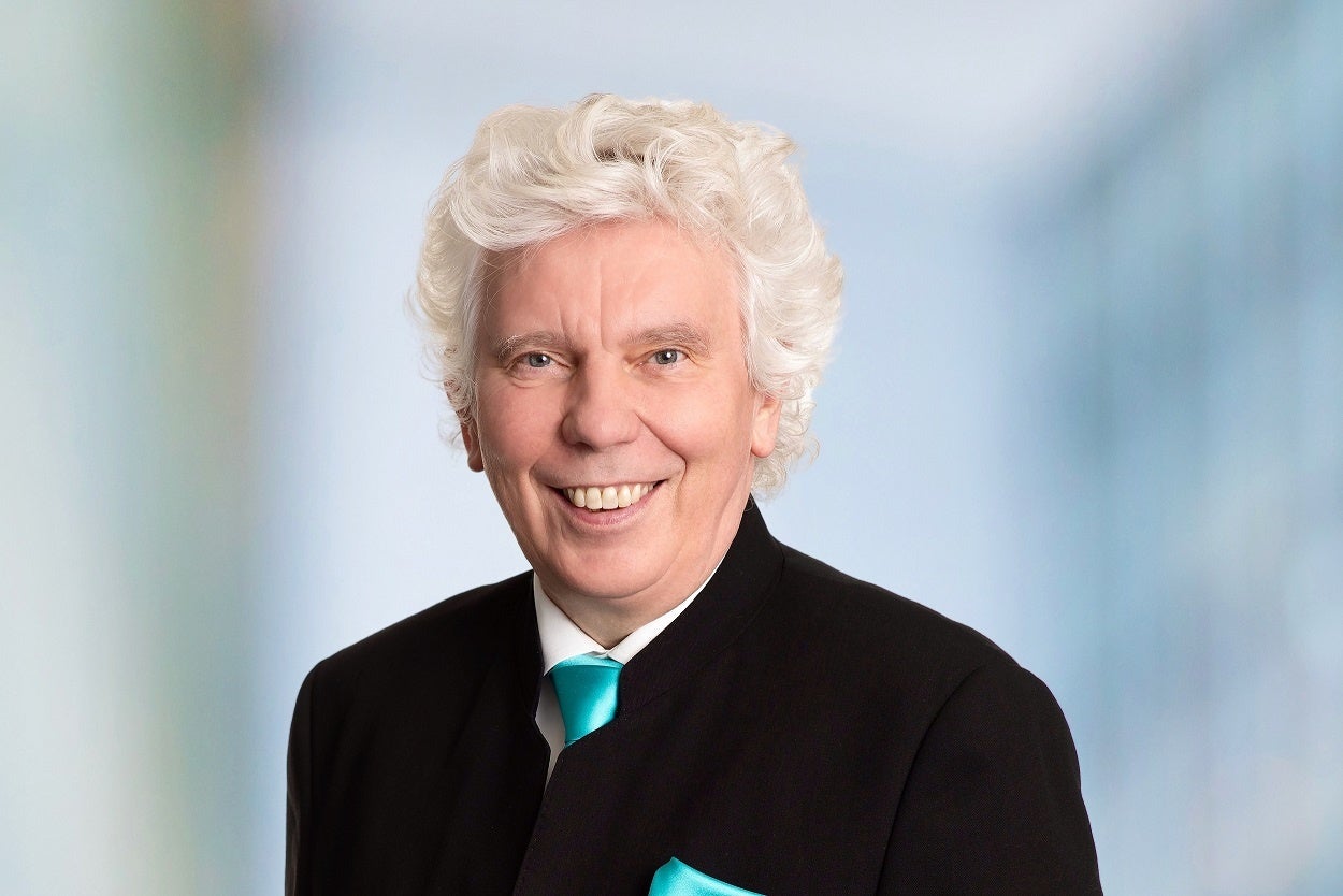 建翔インベストメント表取締役社長　レオナード・マイヤー・ツー・ブリックヴェーデ博士