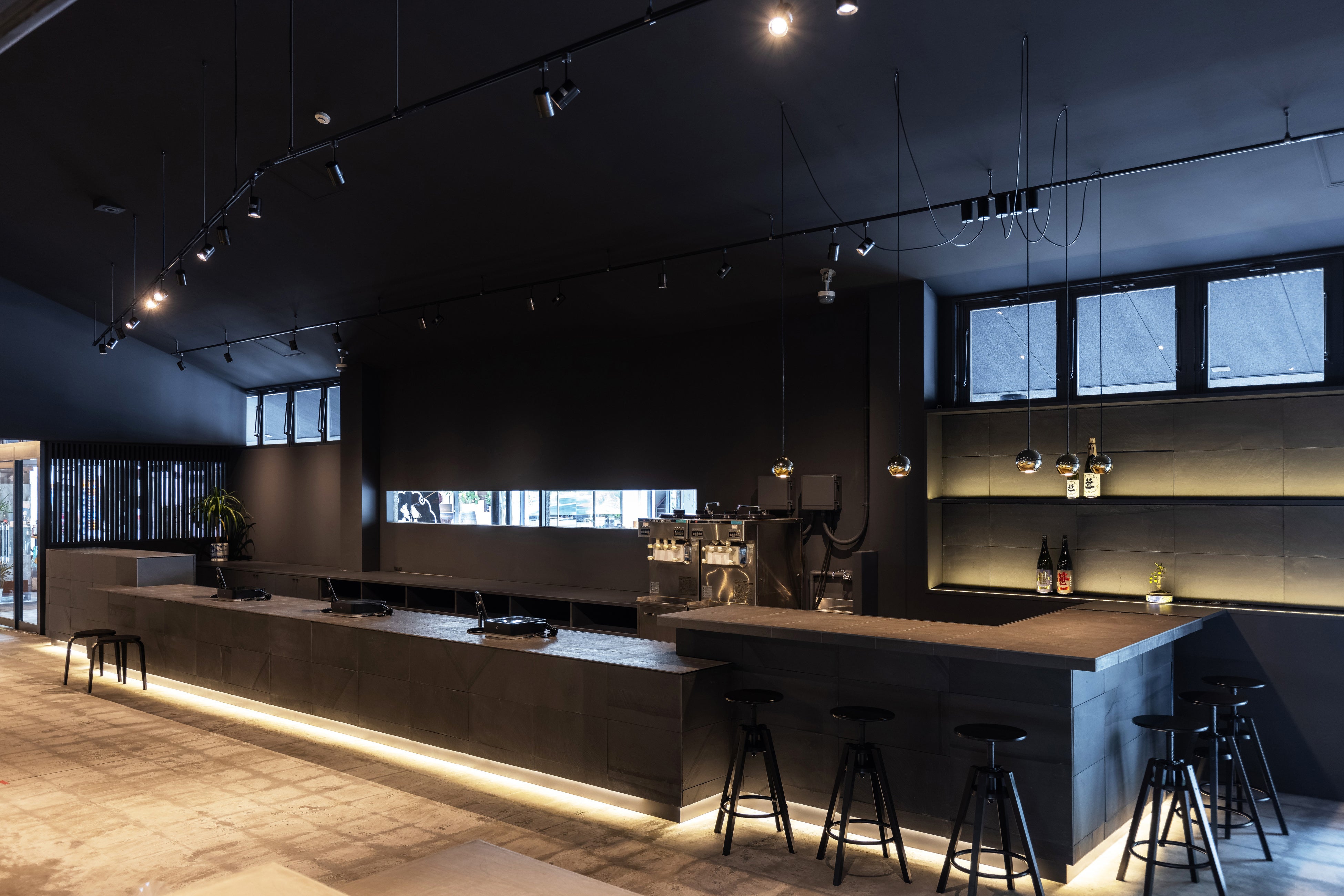 笹一酒遊館内観