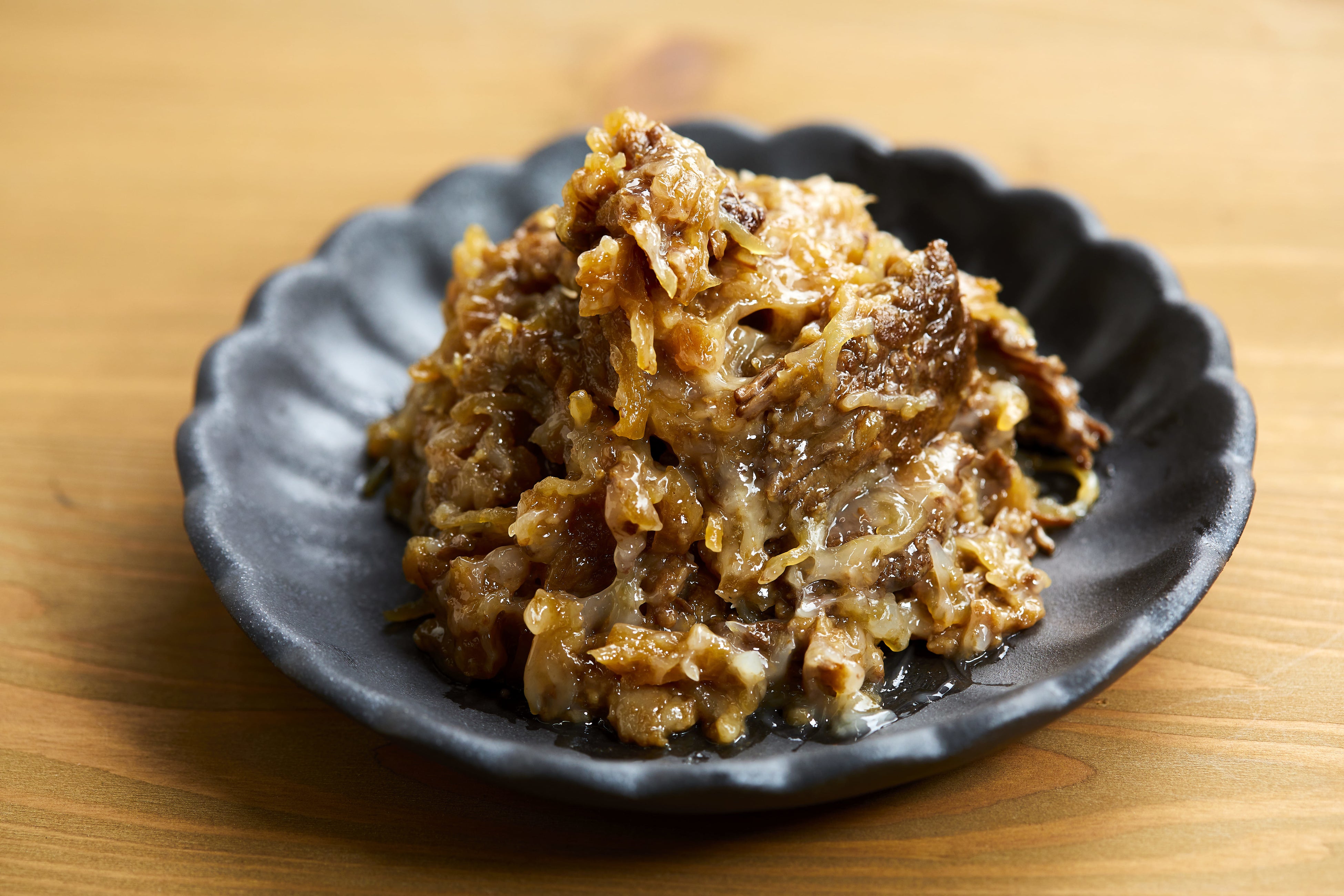 とろけるなにわ黒牛のすき焼き