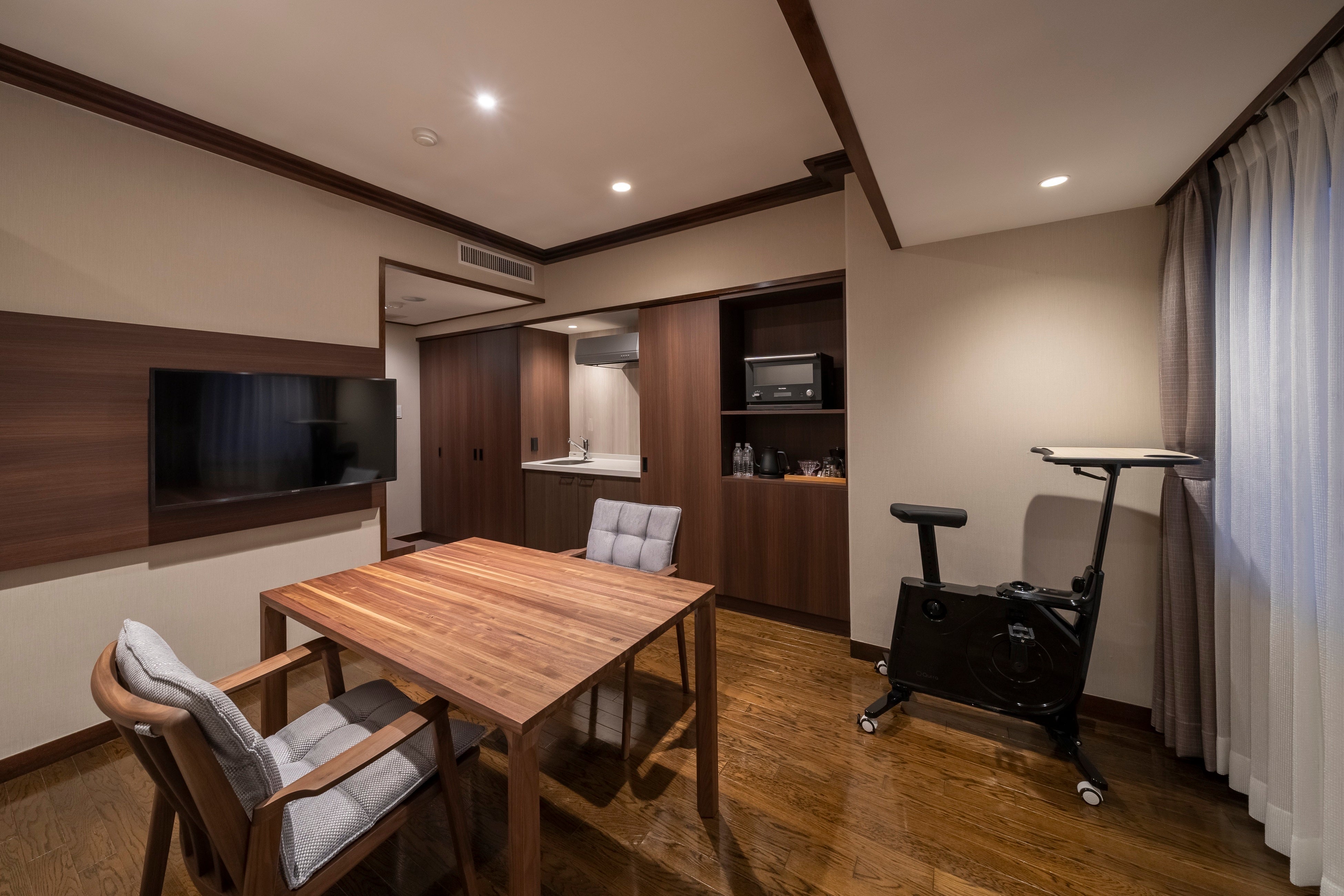 ロングステイスイートルーム　ダイニング