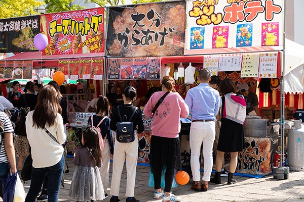 絶品グルメの屋台も多数出展