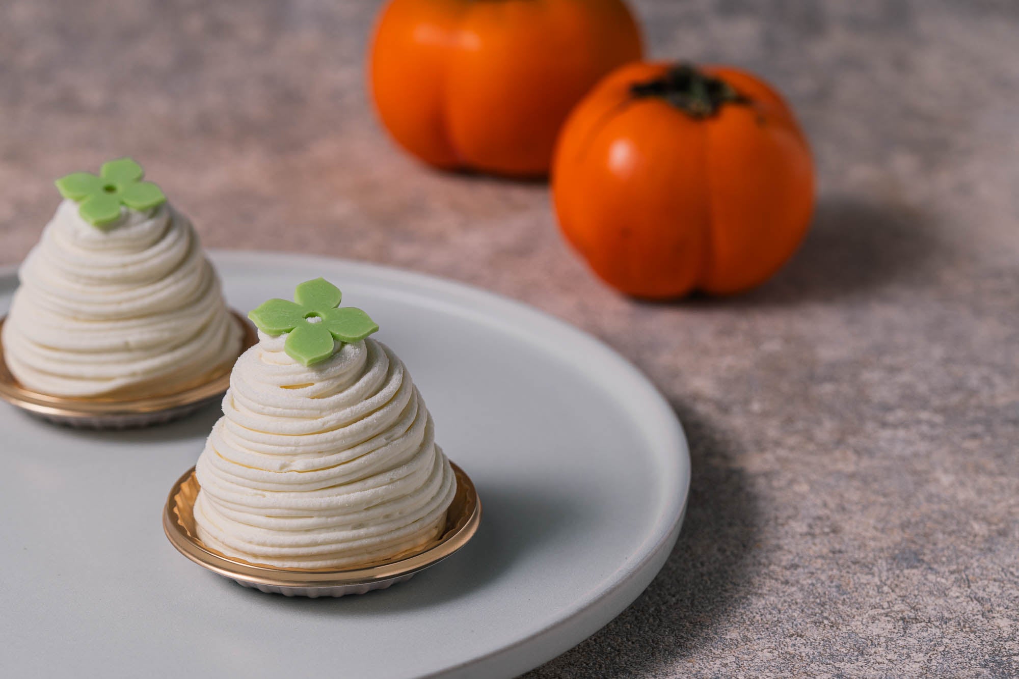 次郎柿のレアチーズモンブラン