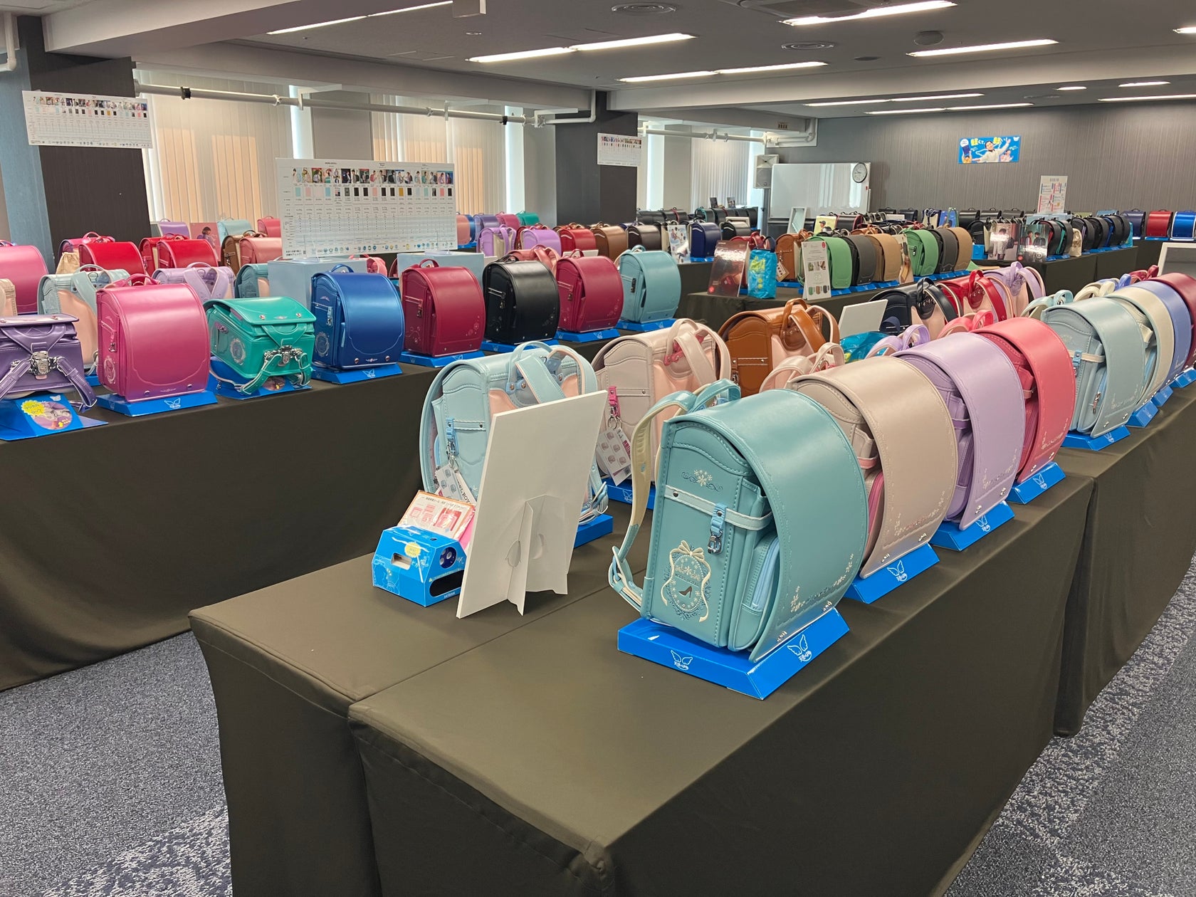 天使のはねランドセル展示会:262種の新作!TOP3モデルも公開中 天使のはねランドセル展示会:262種の新作!TOP3モデルも公開中