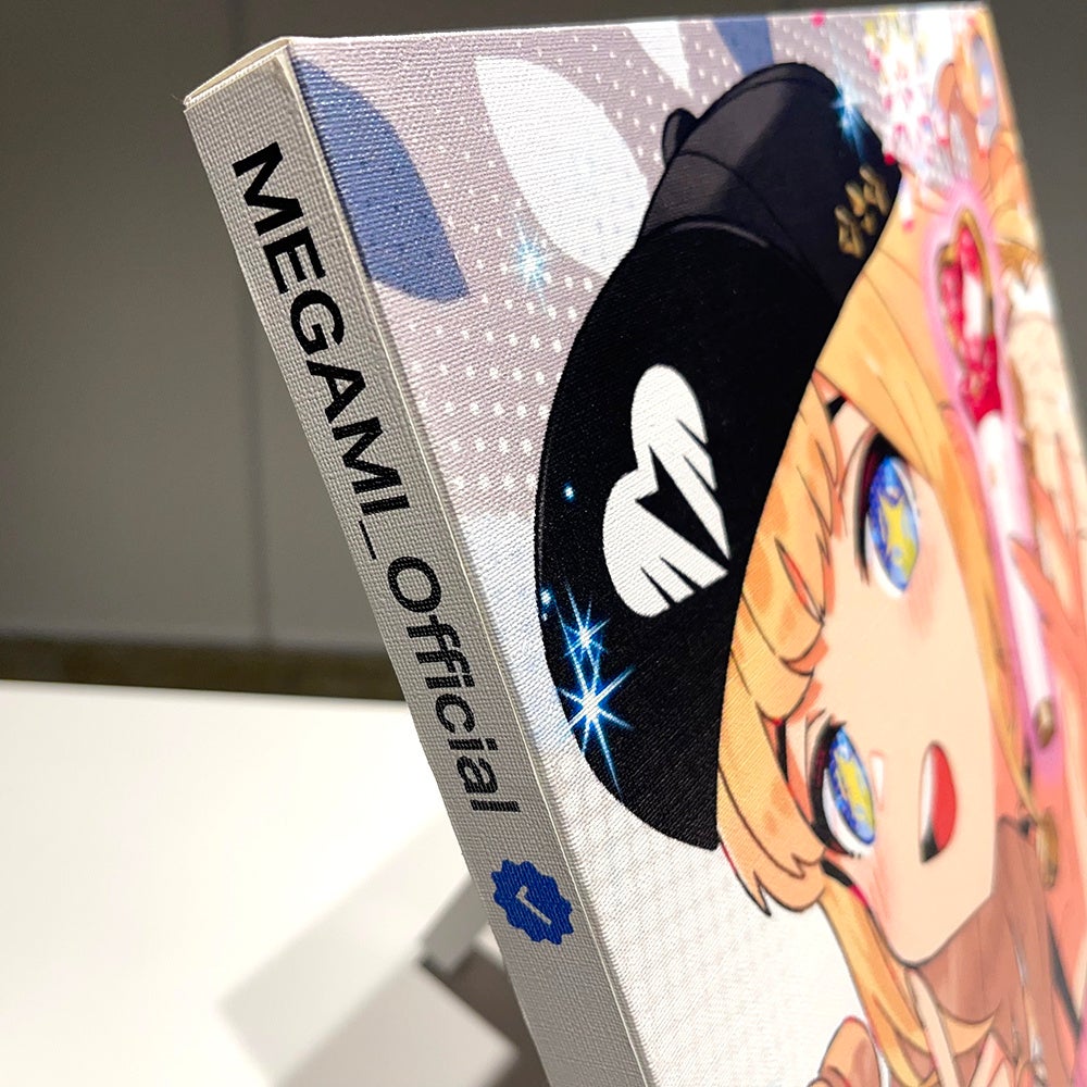 側面に作品名などを印刷できます