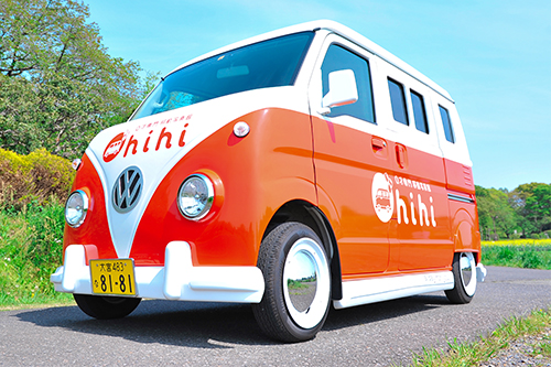 日本初の０才専門移動写真館「ｈｉｈｉ（ハイハイ）」