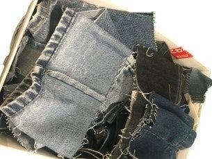 裾上げの端切れ