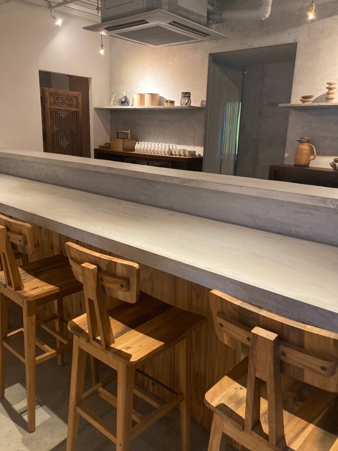 ゆったりくつろげるカウンター