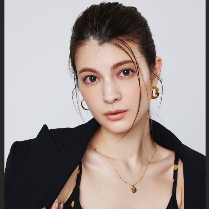 ファッションモデルのマギーがcameoに参加いたしました Baron App Inc のプレスリリース ファッションモデルのマギーがcameoに参加いたしました Baron App Inc のプレスリリース