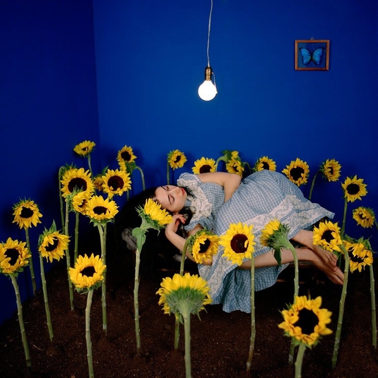 「The Space Between」 （あいだの空間）