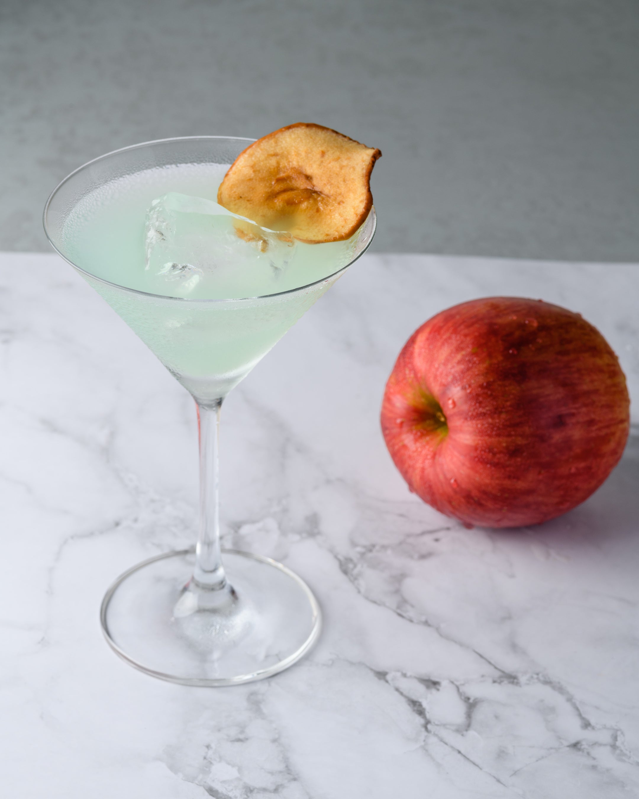 川内倫子とコラボレーションした「AWT BAR」オリジナルカクテル「ME」