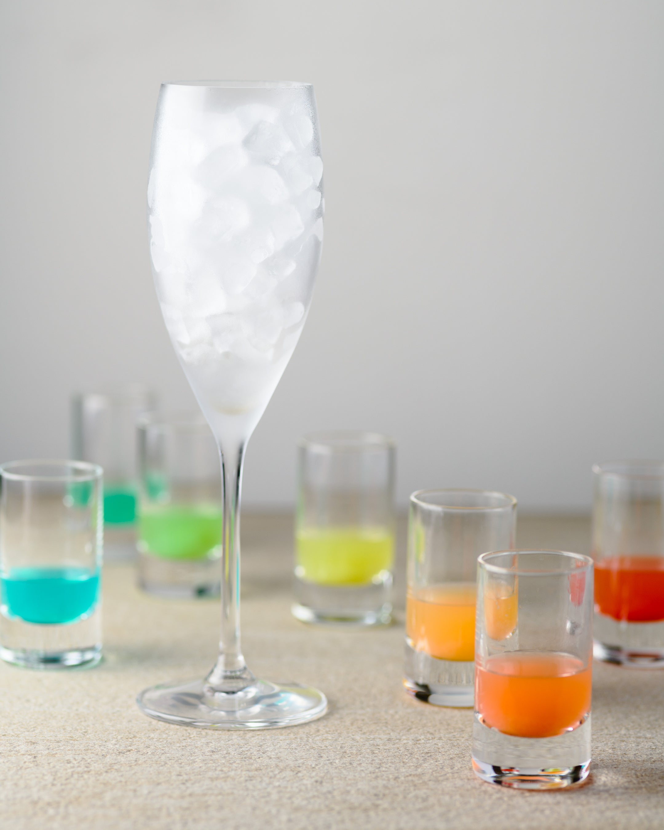 安瀬英雄とコラボレーションした「AWT BAR」オリジナルカクテル「photogenic drawing」