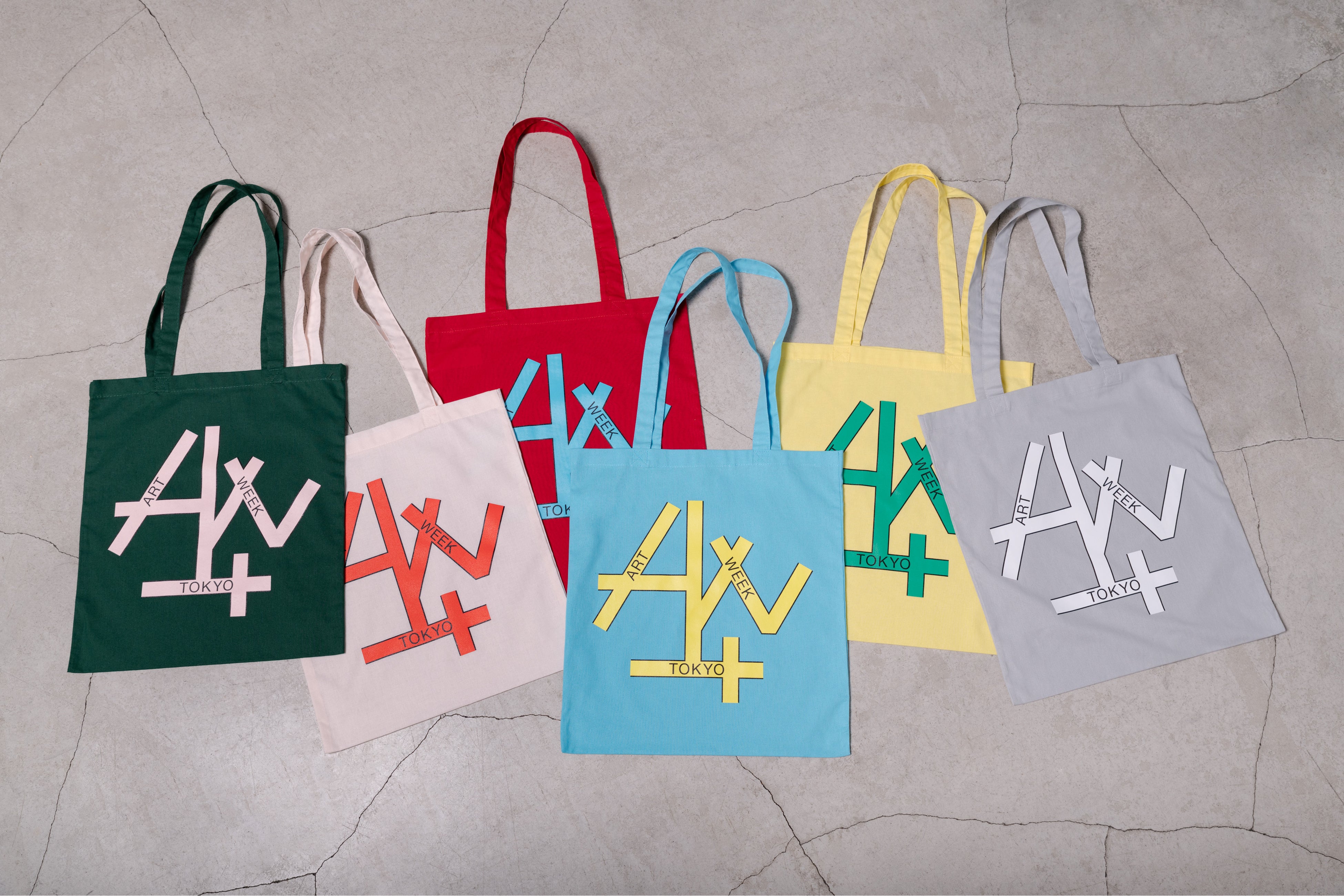 菊地敦己デザインの2022年度オリジナルトートバッグ