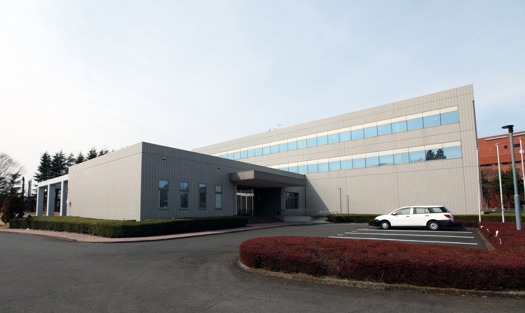 新研究施設の外観