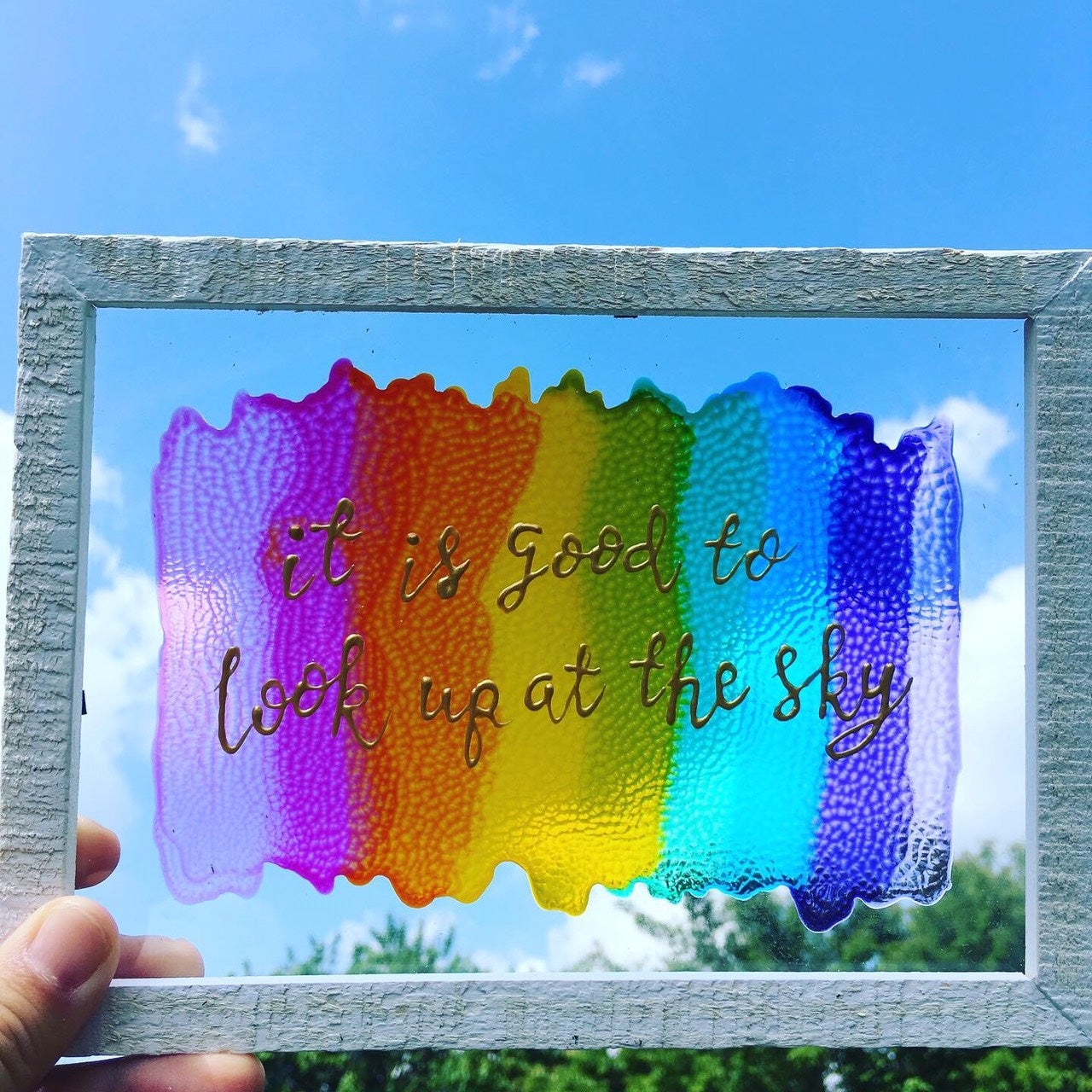 普及すればするほどsdgs実現に貢献できる 車のガラス廃材から生まれたステンドグラス 調に輝く ディンプルアート 普及プロジェクトがmakuakeでスタート ディンプルアート普及協会のプレスリリース 普及すればするほどsdgs実現に貢献できる 車のガラス廃材から生まれたステンドグラス 調に輝く ディンプルアート 普及プロジェクトがmakuakeでスタート ディンプルアート普及協会のプレスリリース