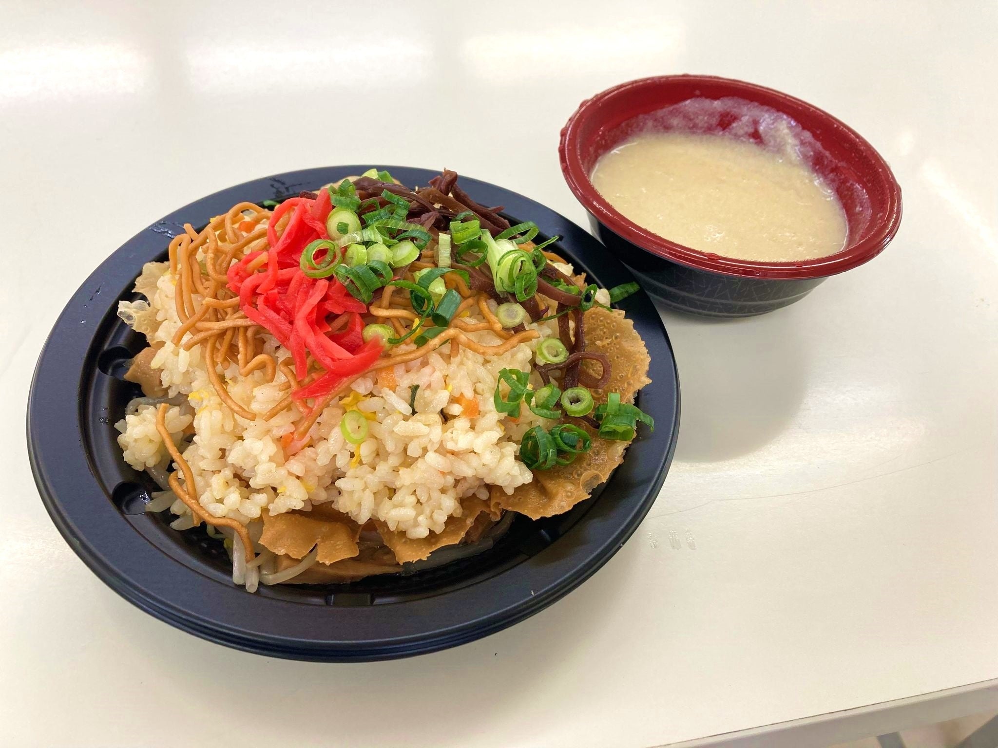 福岡県　ダイキョーバリュー弥永店「逆さにして砕いて混ぜる⁈ 博多長浜あんかけチャーハン」(半熟卵入り)