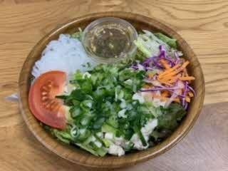 ♪１／２日分の野菜　渭東ねぎのテクとくサラダ