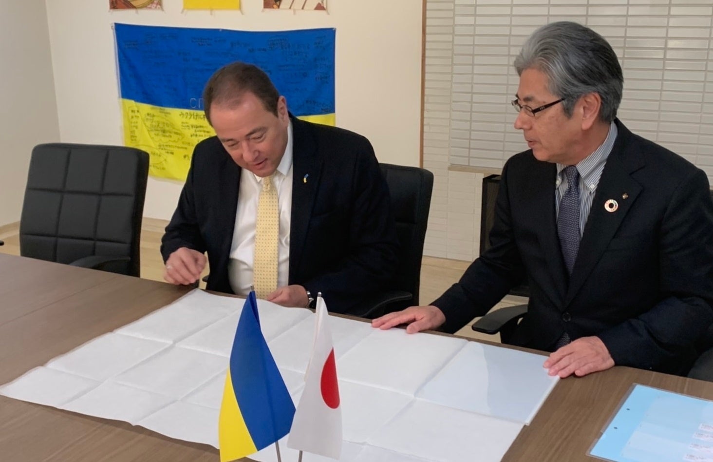 在日ウクライナ大使館にて