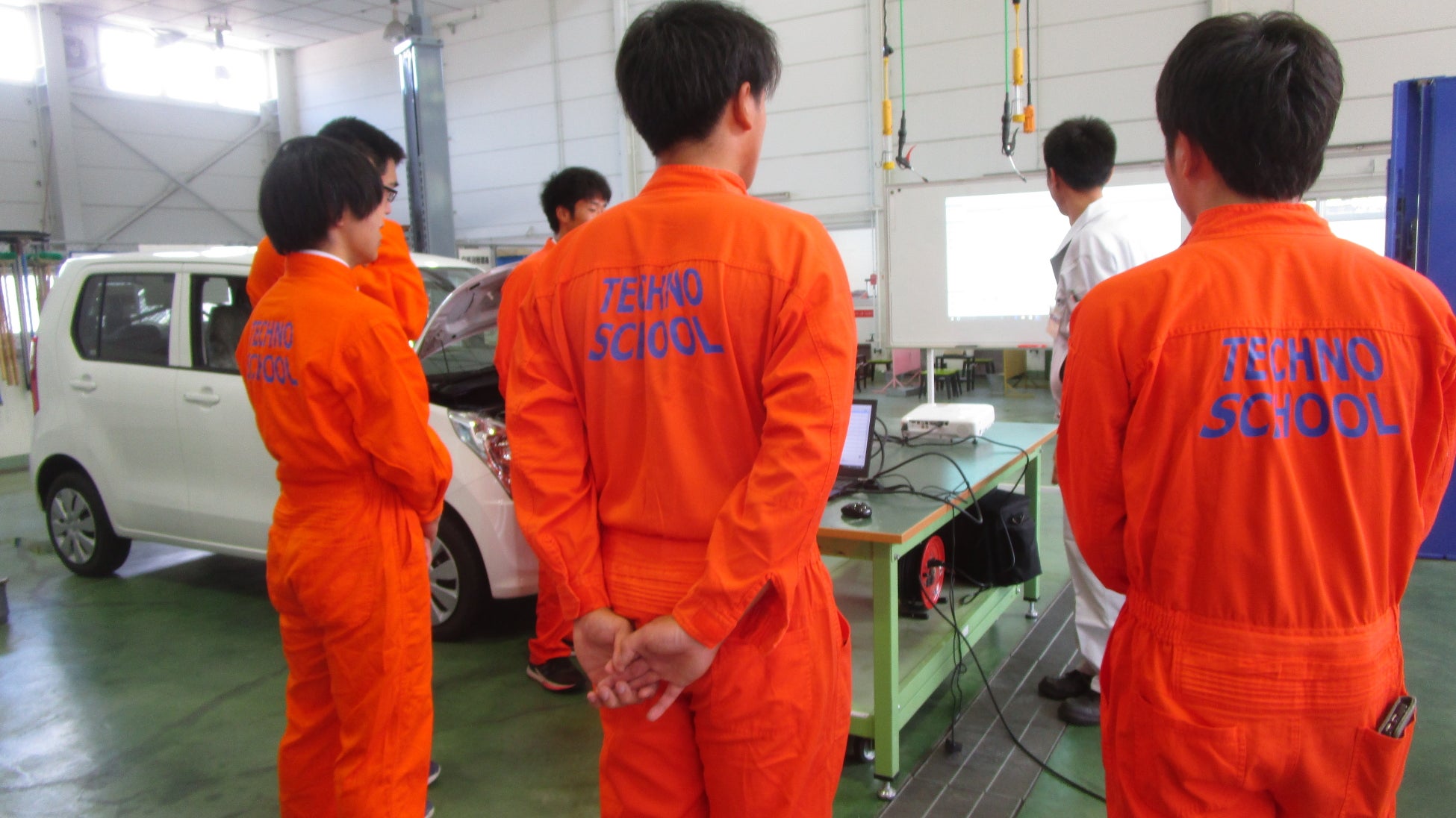 徳島県立南部テクノスクール、「施設見学会」及び「オープンスクール」の開催日程を公開!申込み受付開始!! 徳島県のプレスリリース 徳島県立南部テクノスクール、「施設見学会」及び「オープンスクール」の開催日程を公開!申込み受付開始!! 徳島県のプレスリリース