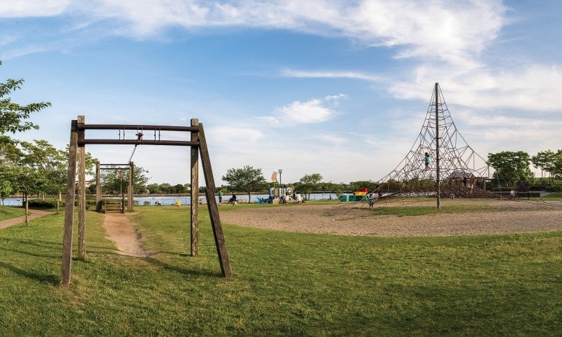 ふれあい坂田池公園