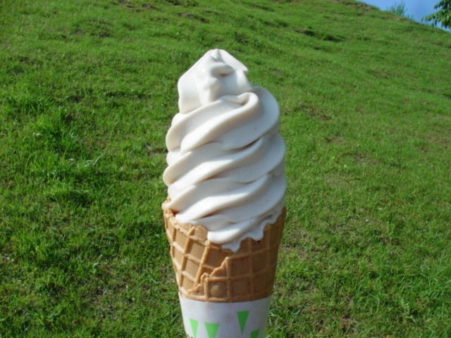 いちじくソフトクリーム　イメージ