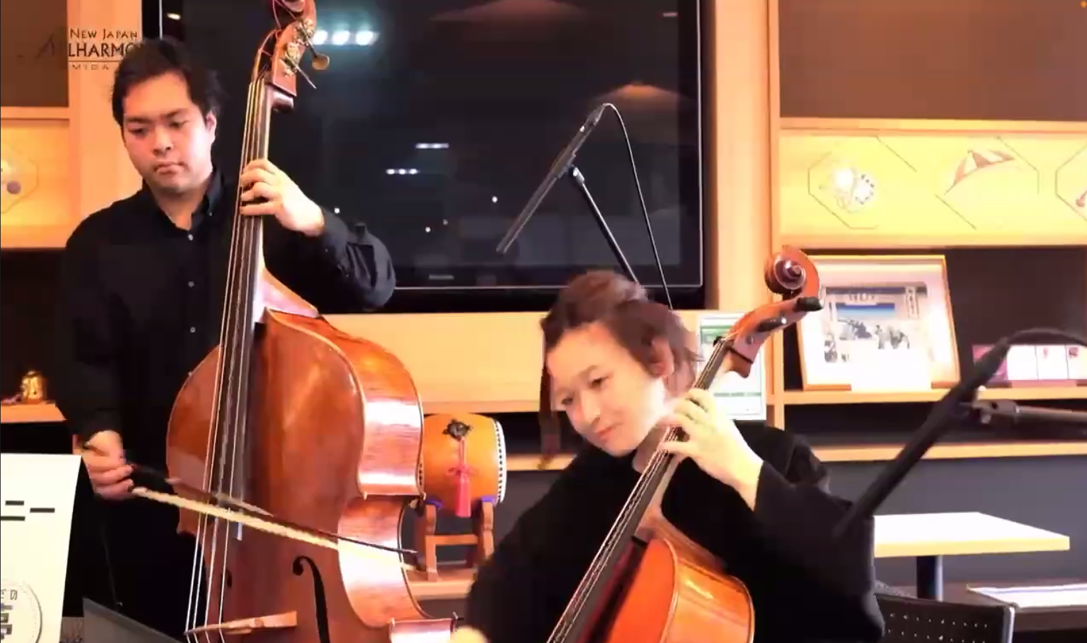 動画にて演奏中のご紹介