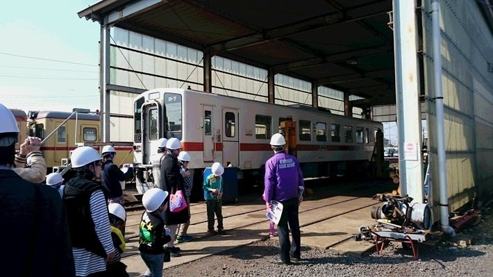 車庫見学会の様子