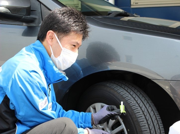 タイヤ点検