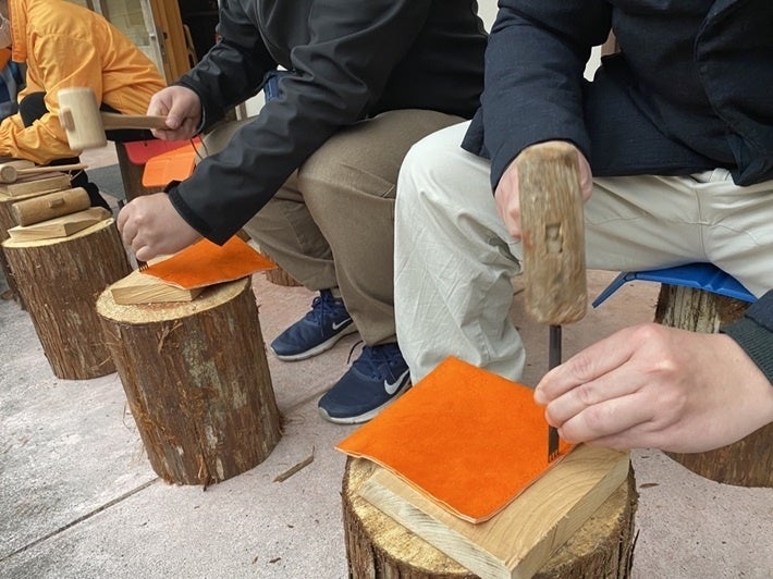 鹿革を使ったワークショップ