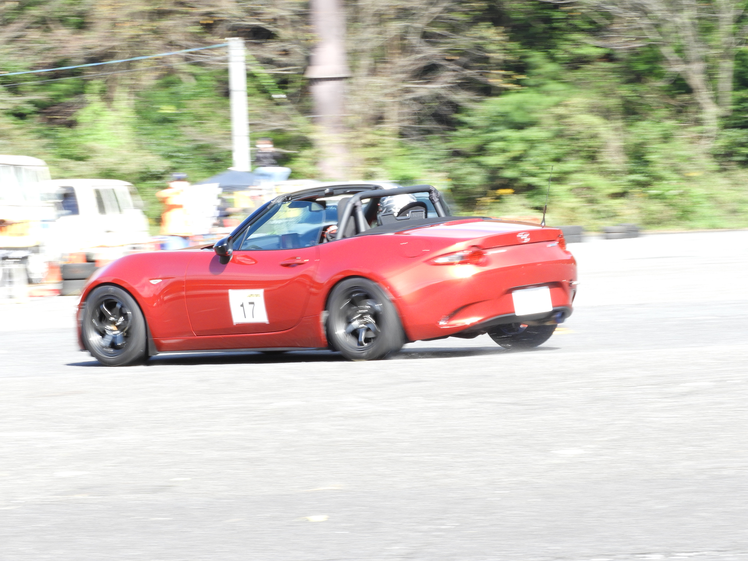 楽しいモータースポーツをはじめよう（イメージ）