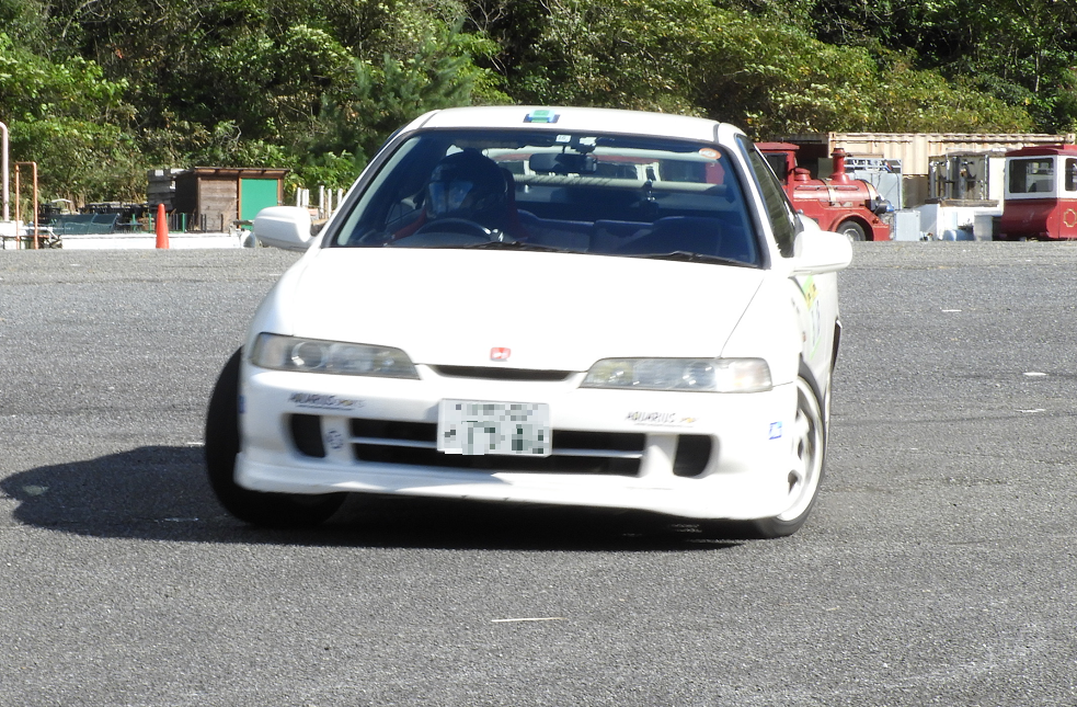 ジムカーナ（イメージ）