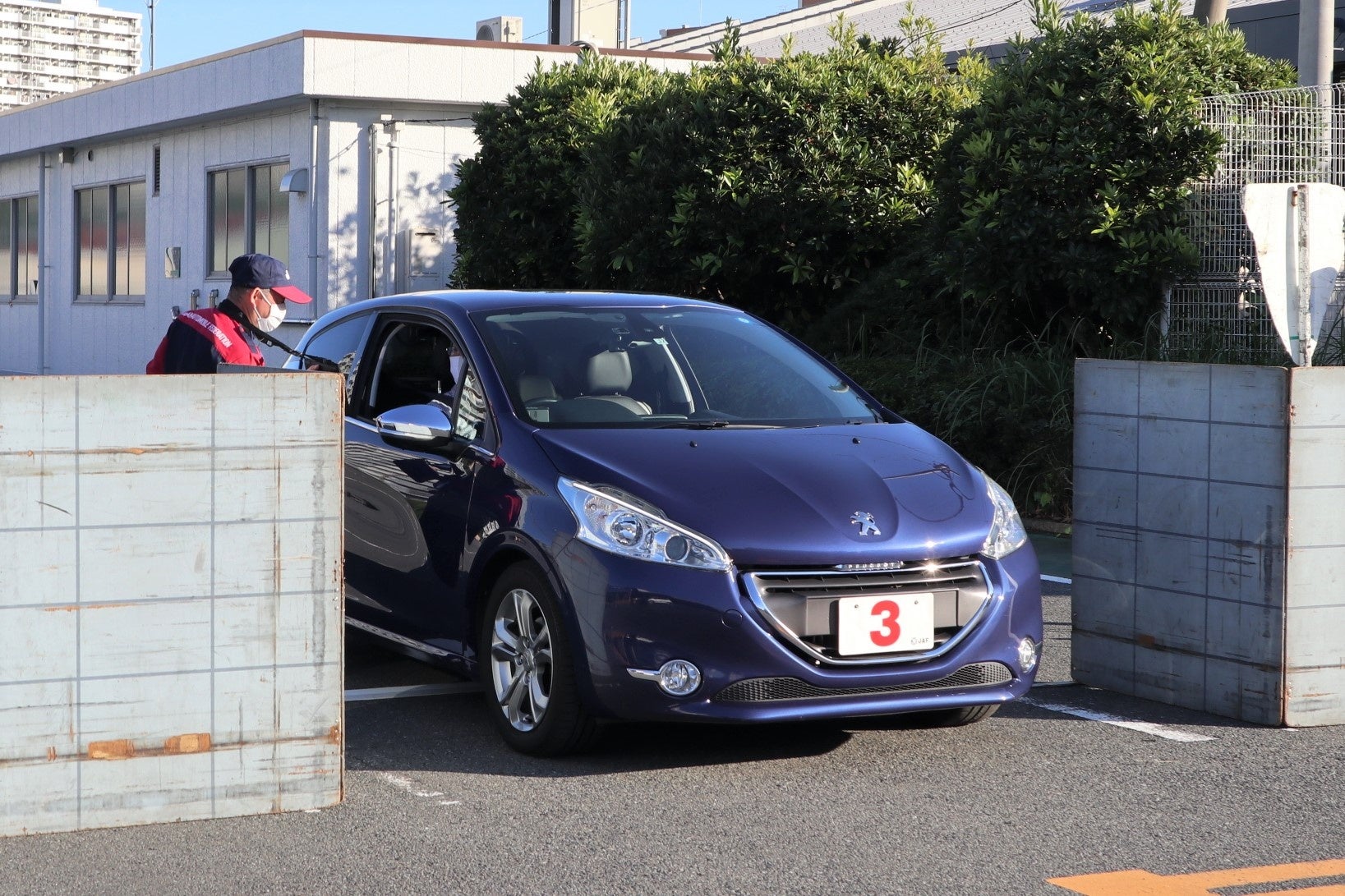 見通しの悪い交差点 一時停止講習