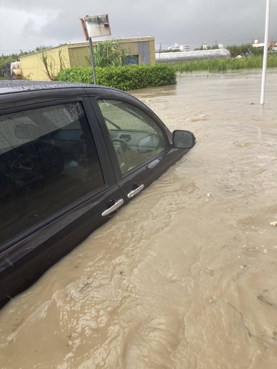 ２０２２年５月３１日　豊見城市座波の冠水道路