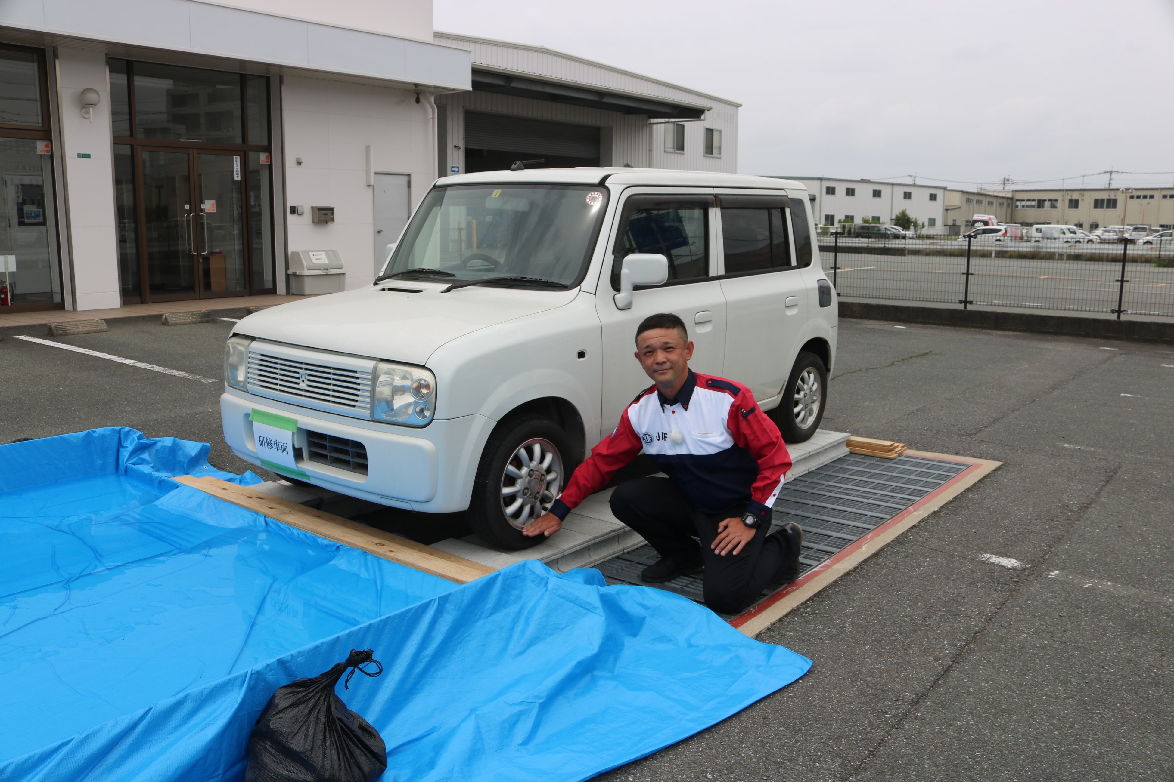 冠水路走行体験プール