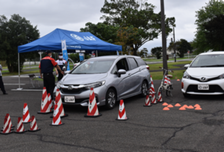 マイカーで視界と死角の確認