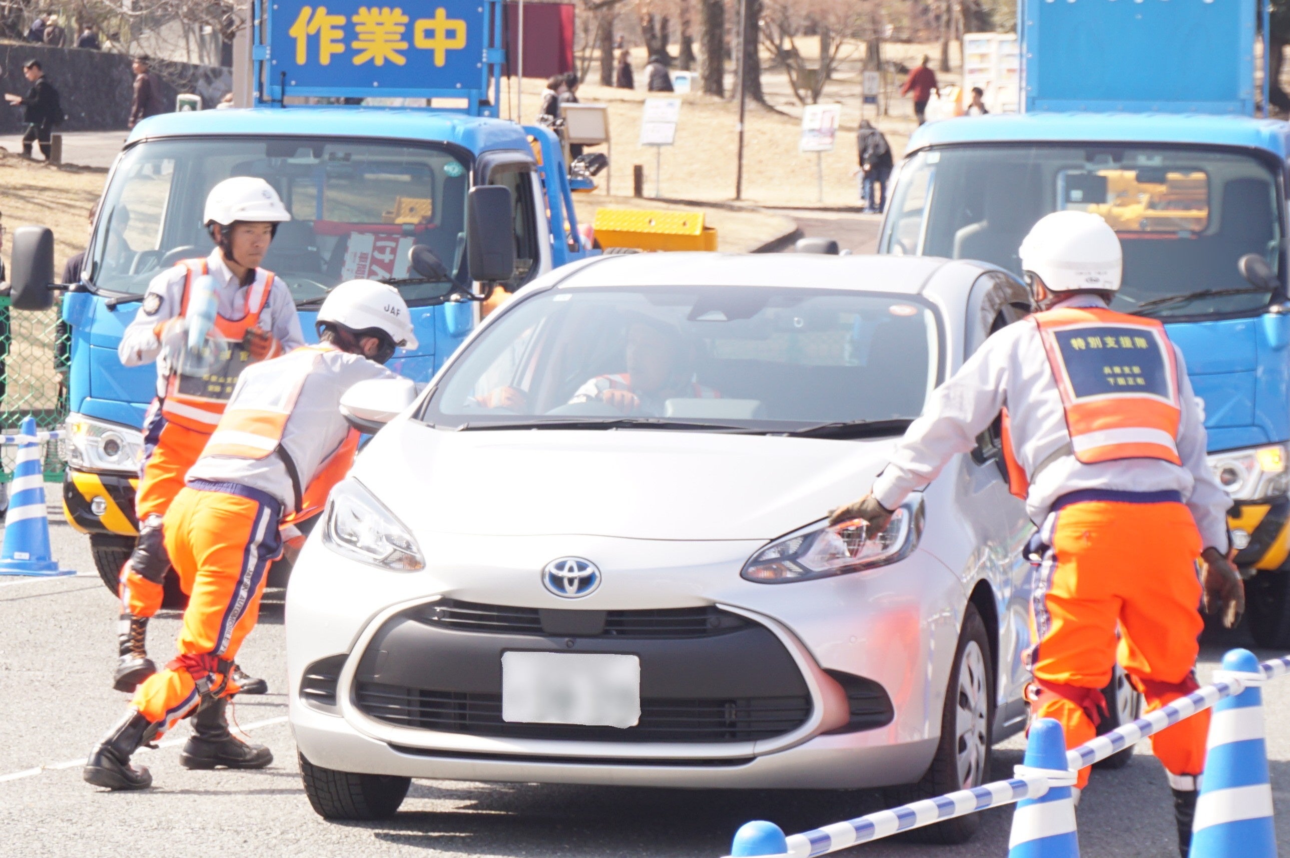 【JAF関西】11月3日 京都・梅小路公園でロードサービス競技会を開催～災害支援車「ランドクルーザー70」 も登場～