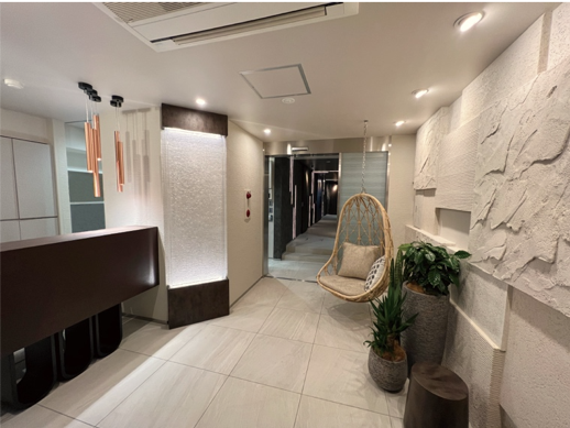 ​パーソナル・サウナ KUUエントランス