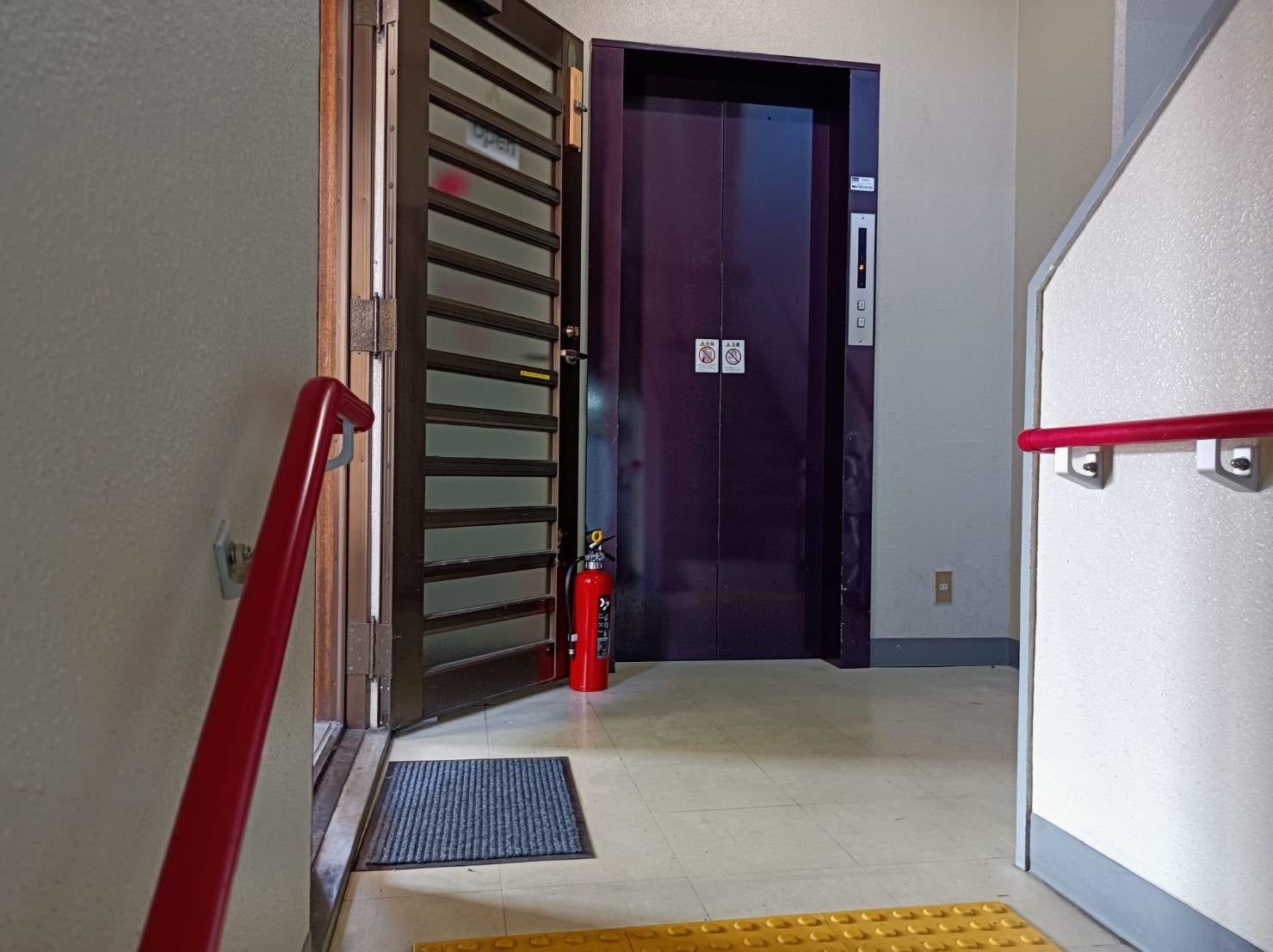 エレベーターも使用可