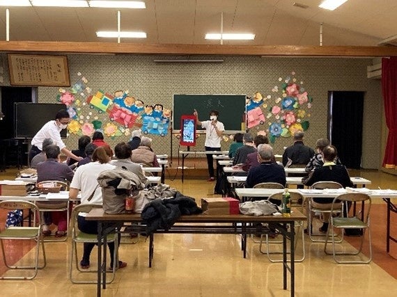 旧稲取幼稚園での「スマホ教室」