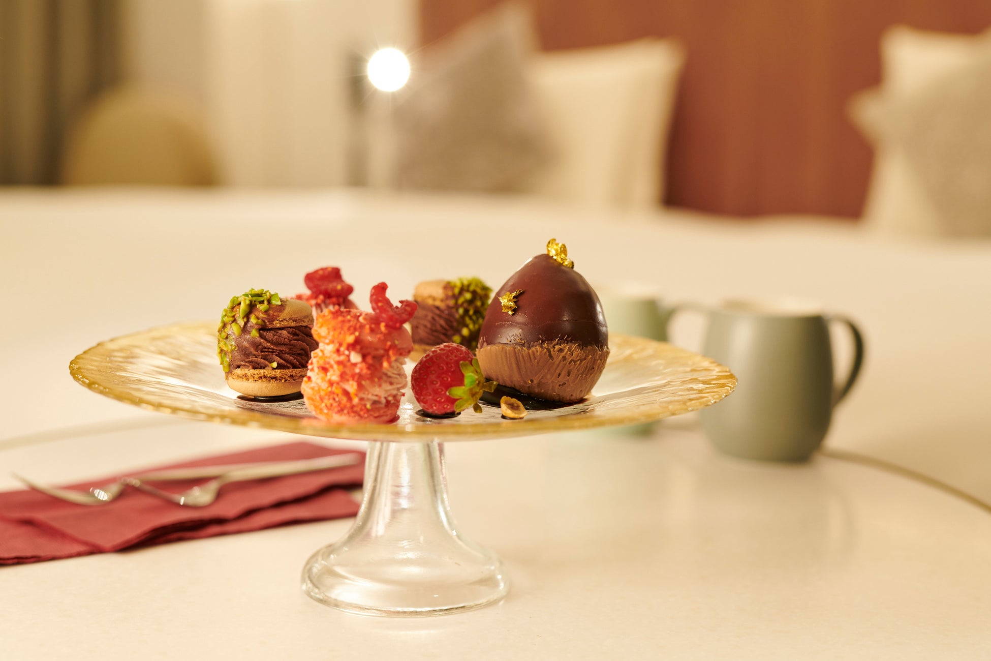 パティシエが贈る~季節の果実を楽しむスイーツ付き/朝食付