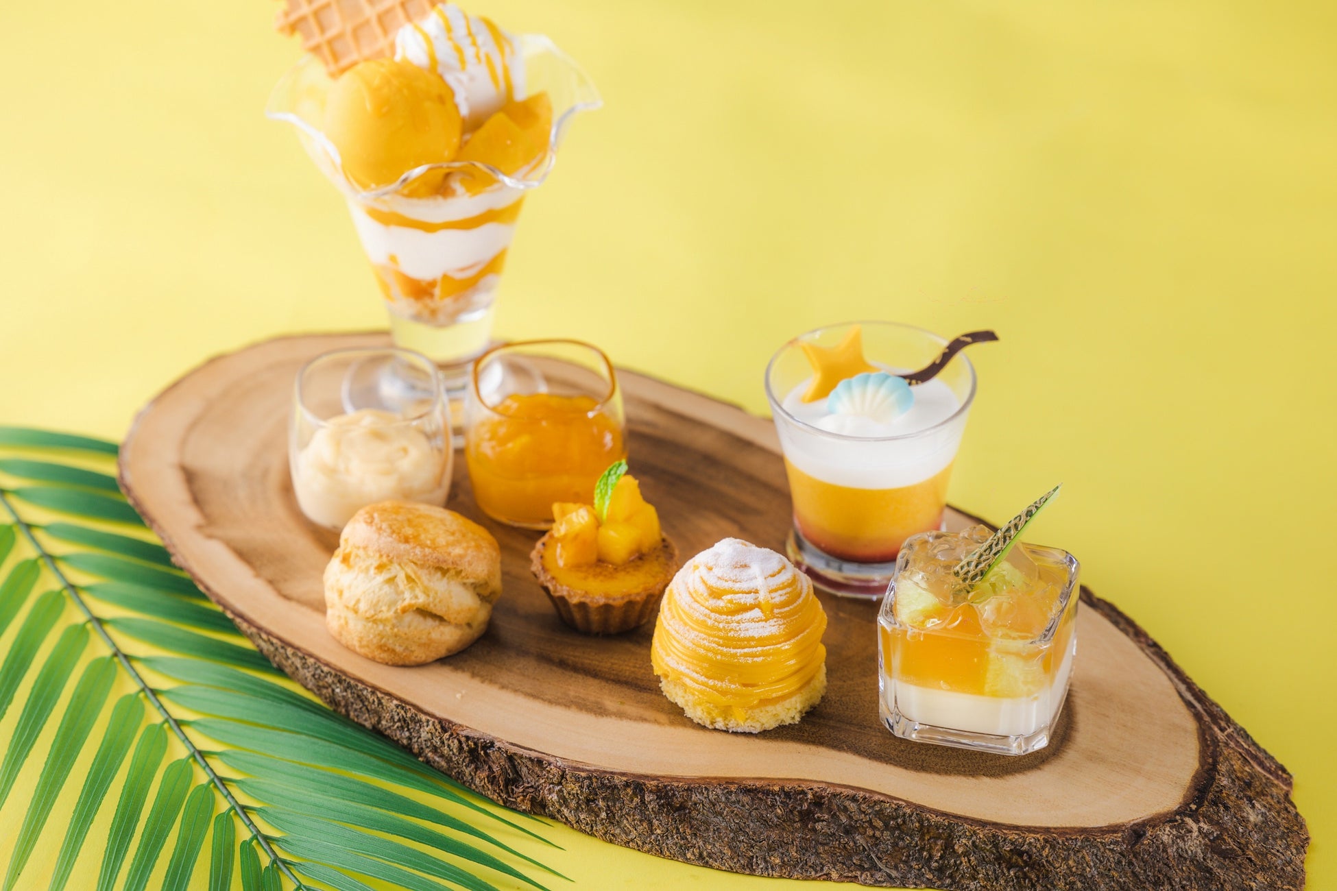 残りの夏を楽しむ、トロピカルデザート付きステイプラン(朝食付)