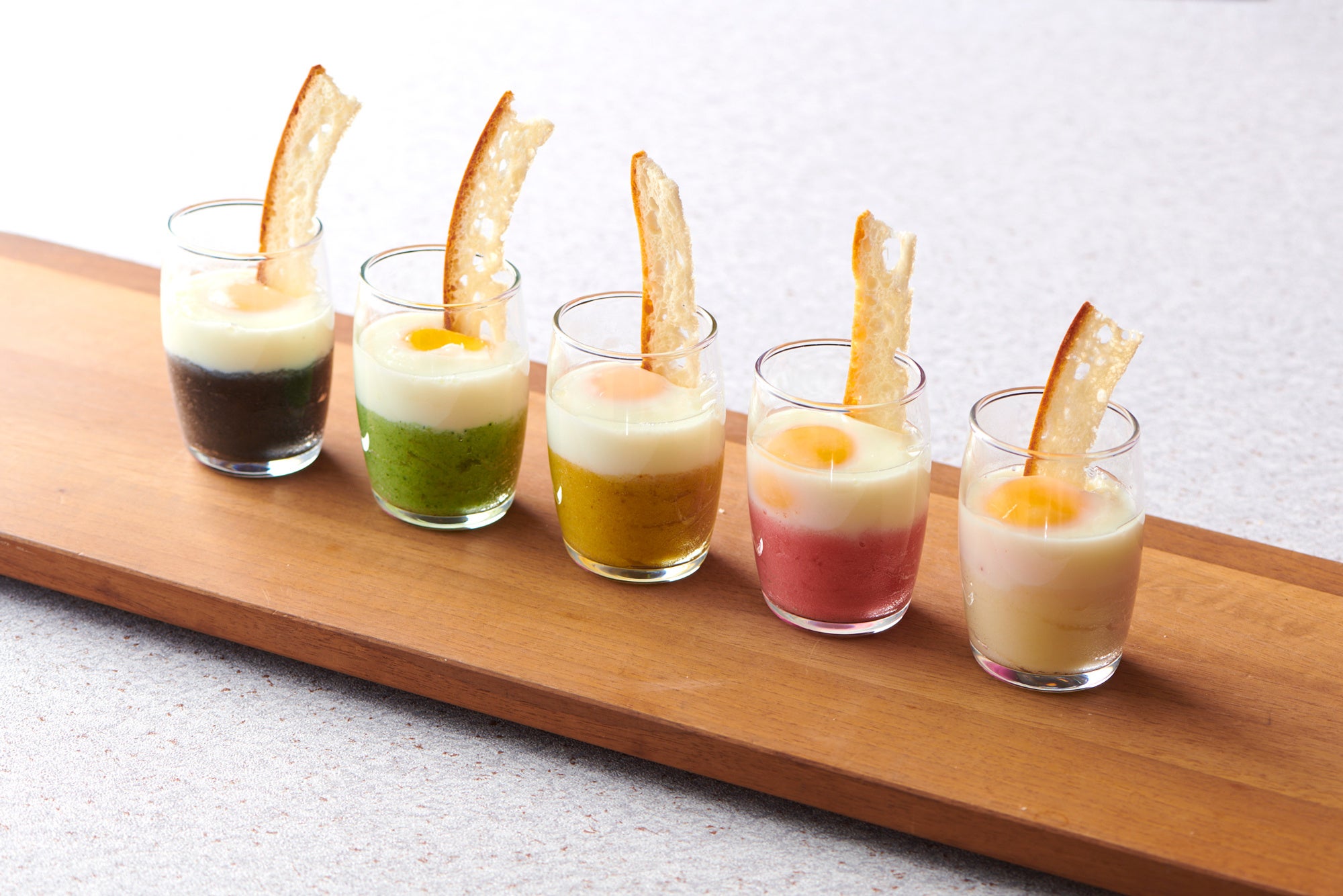 クロスホテル札幌の「ファイブ カラーズ メニュー」イメージ写真