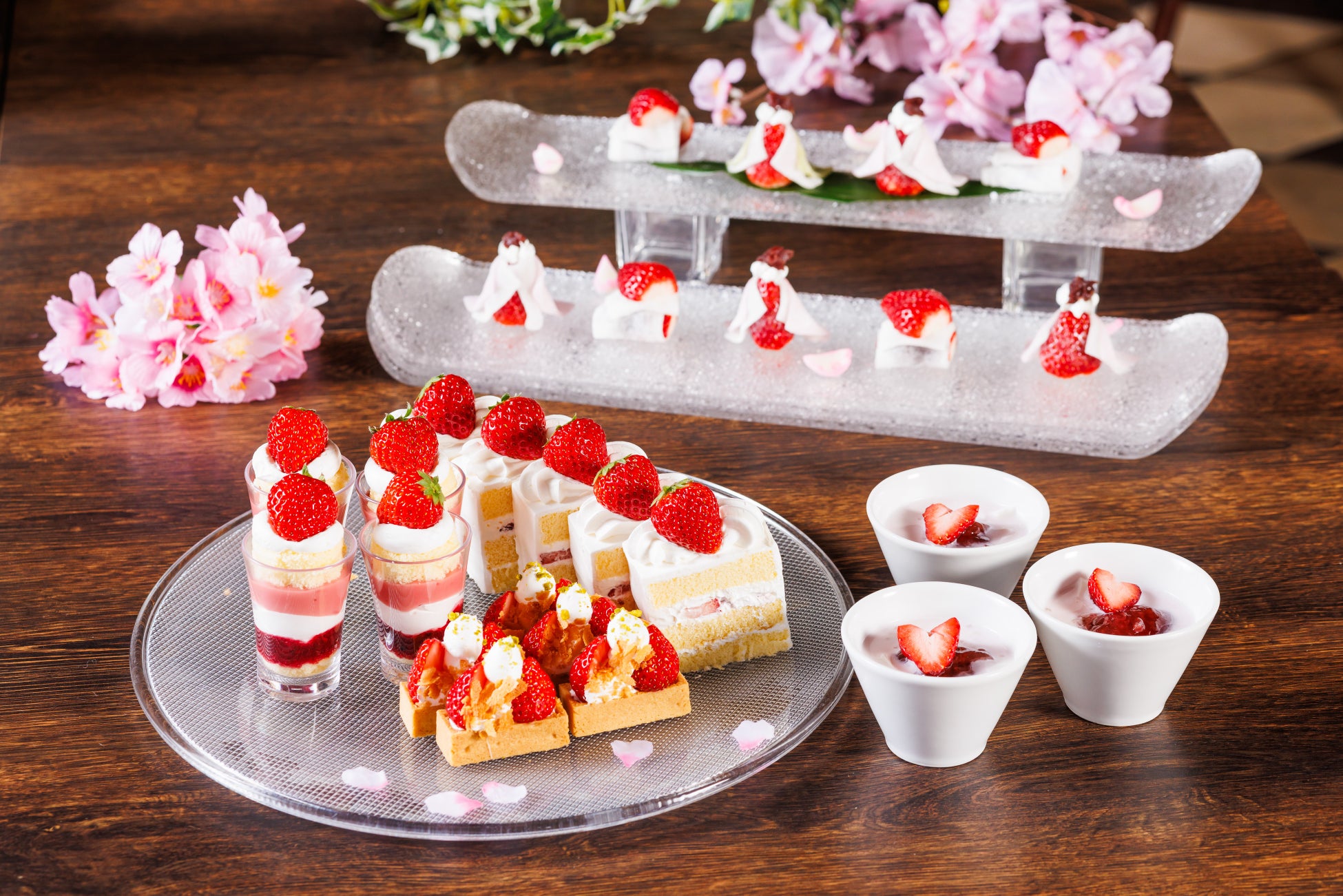 苺のデザート 一例