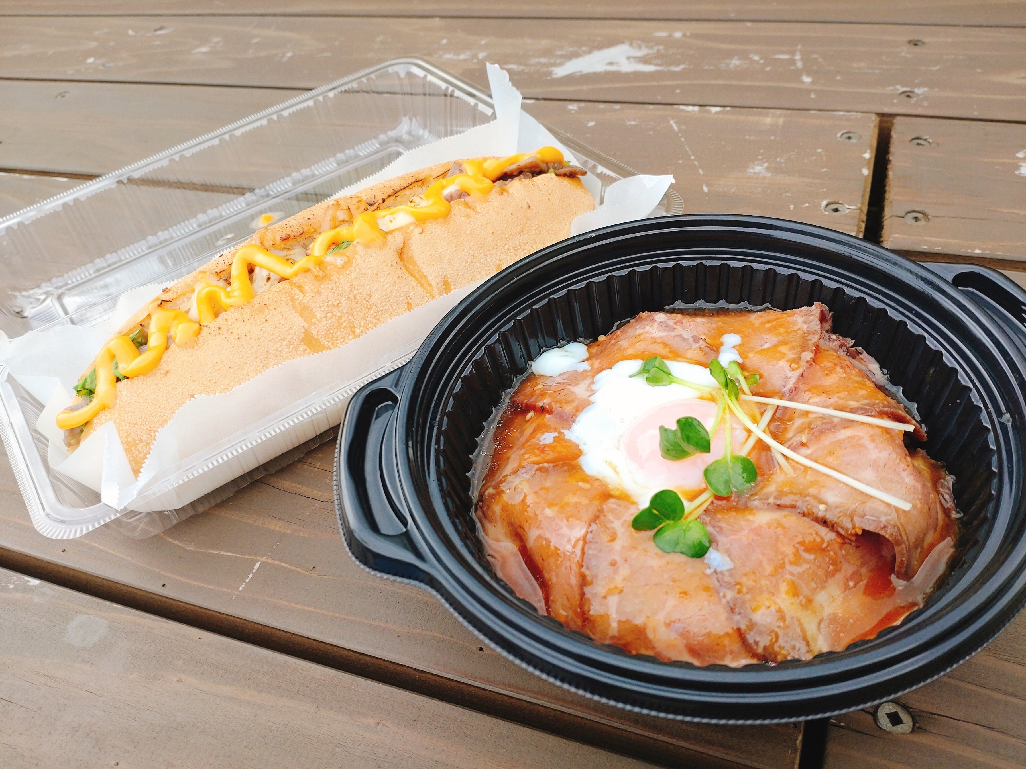 「キッチンカー 美咲丸」ローストビーフドッグ・ローストビーフ丼