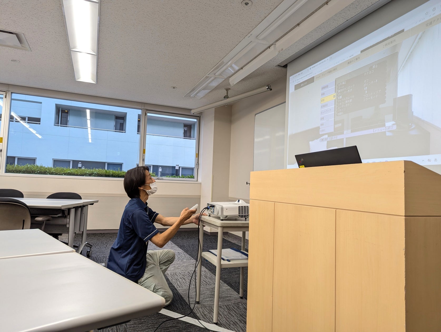 ブランドムックとしては異例の【第8弾】に突入! アウトドアブランド「DOD」より、“ウサステッチ”キルティングを採用した多機能「お財布ショルダーバッグ」が予約開始