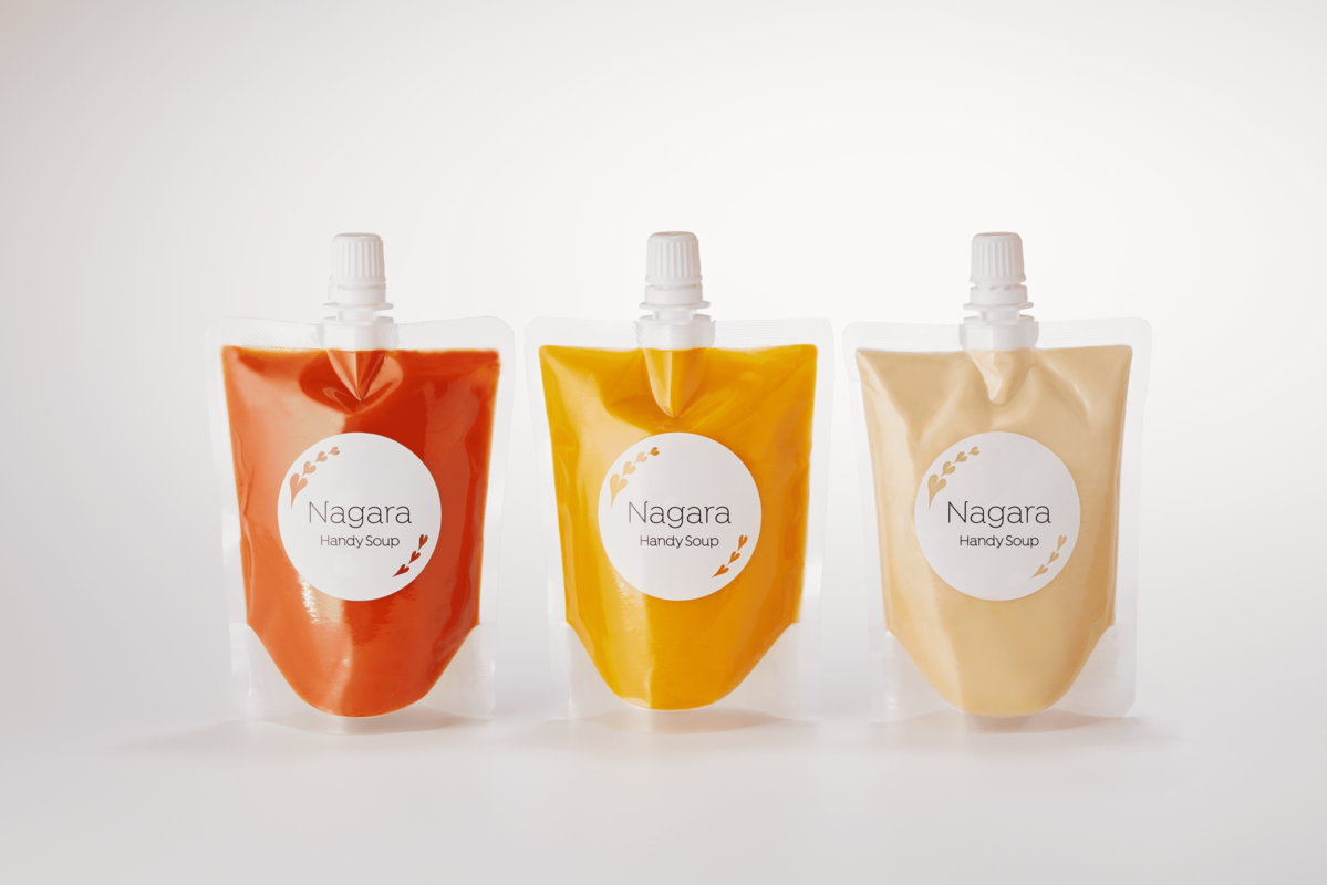 バリエーション（左から）フルーツトマトのガスパチョ、 雪人参と甘夏のスムース・ラペ、ピュアホワイトのコーンポタージュ