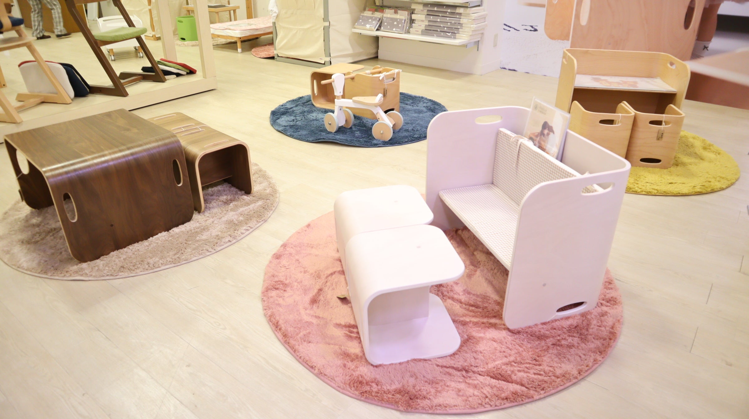 コロコロチェア＆デスク