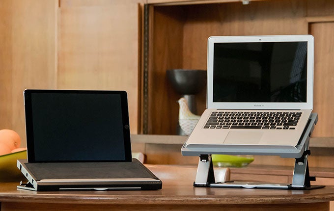 【超超早割25%OFF】膝上が5秒でワークスペースになるPCスタンド「A/STAND」が日本上陸 | 合同会社RAQFULのプレスリリース