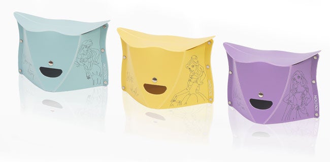 パレード待ちに大活躍の折りたたみイス Patatto180ディズニー にディズニー プリンセスver が新登場 本日から予約販売スタート Solcionのプレスリリース パレード待ちに大活躍の折りたたみイス Patatto180ディズニー にディズニー プリンセスver が新登場 本日から予約販売スタート Solcionのプレスリリース