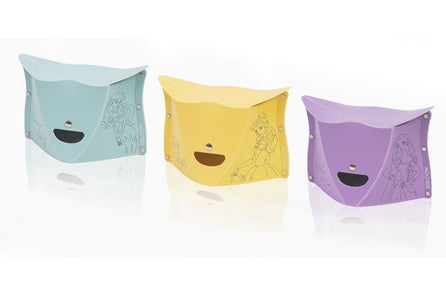 雨の日の地蔵にはコレ スマホが見える 窓付きレインポンチョ 販売開始 Solcionのプレスリリース 雨の日の地蔵にはコレ スマホが見える 窓付きレインポンチョ 販売開始 Solcionのプレスリリース